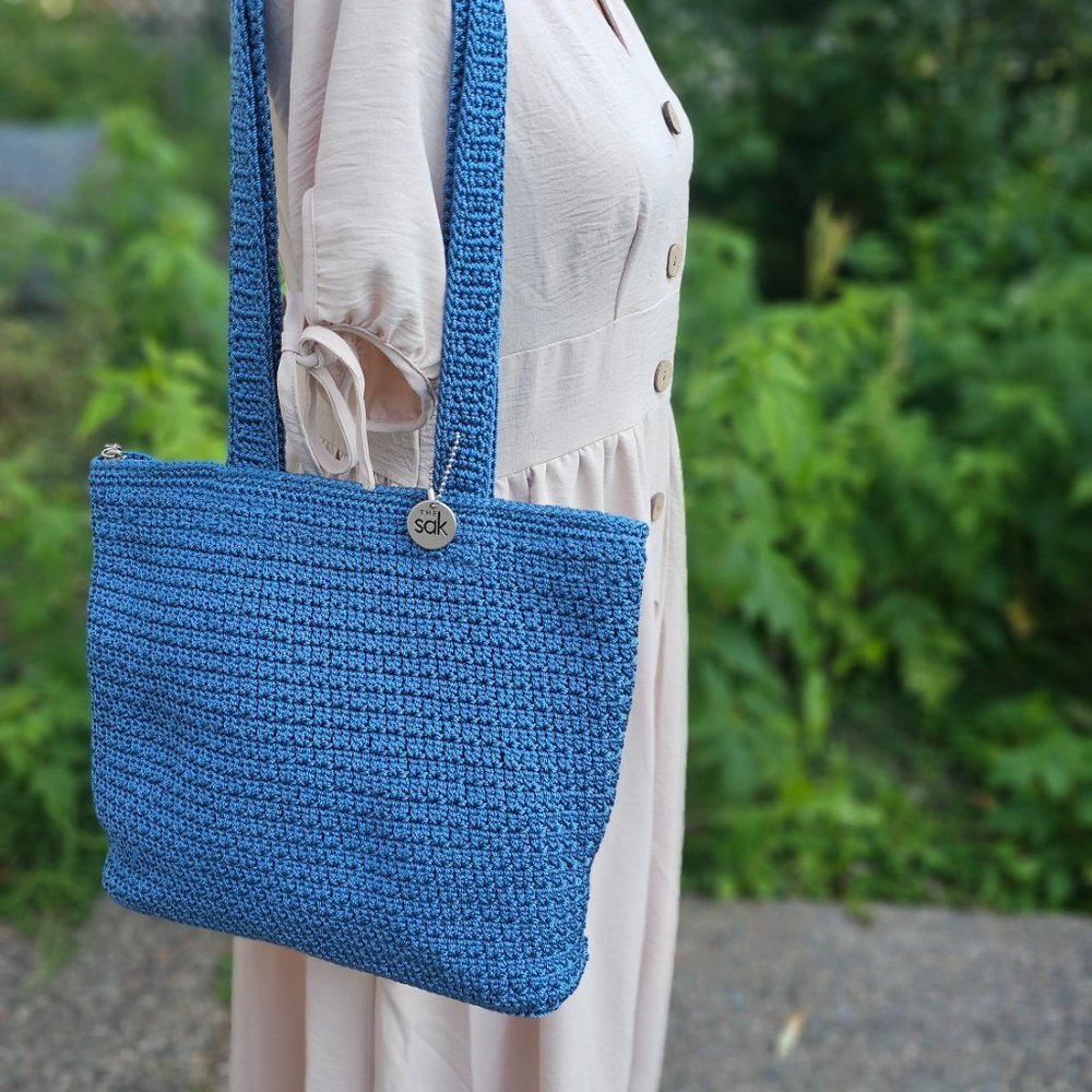 The Sak Crochet Women Shoulder Bag Purse Dusty Blue, Excellent Condition - Picture 3 of 9